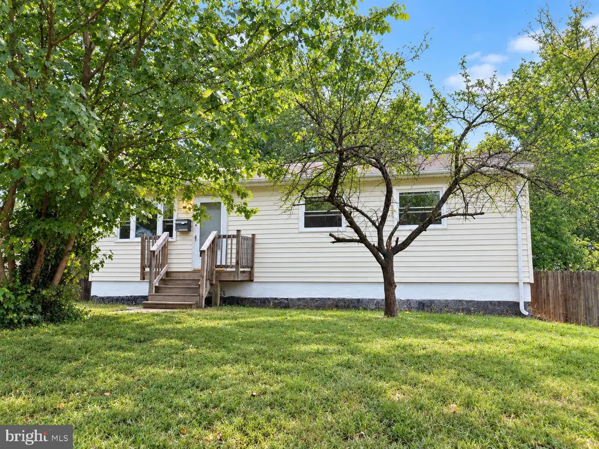 1461 California St, Woodbridge, VA 22191 - #1