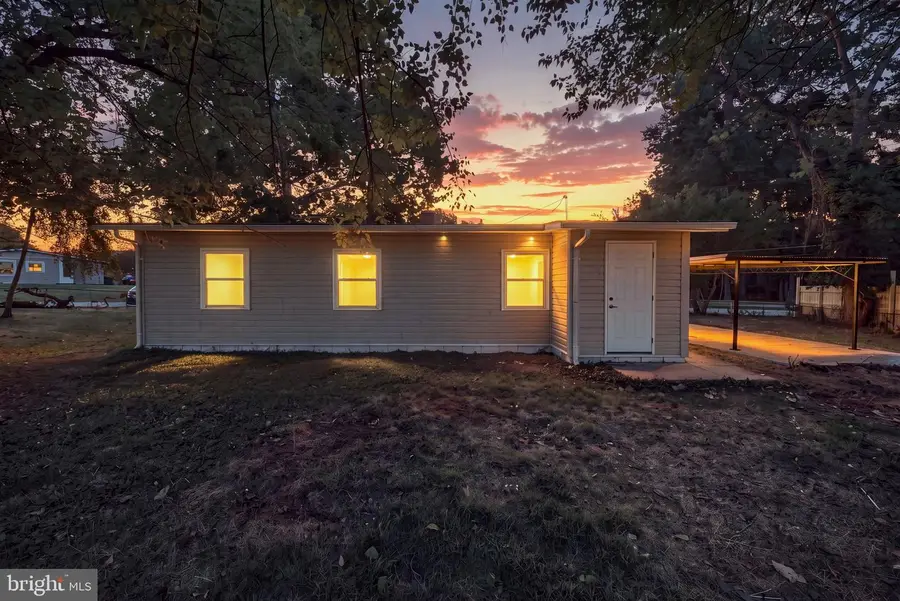 13700 Marbury Ln, Woodbridge, VA 22191 - #3