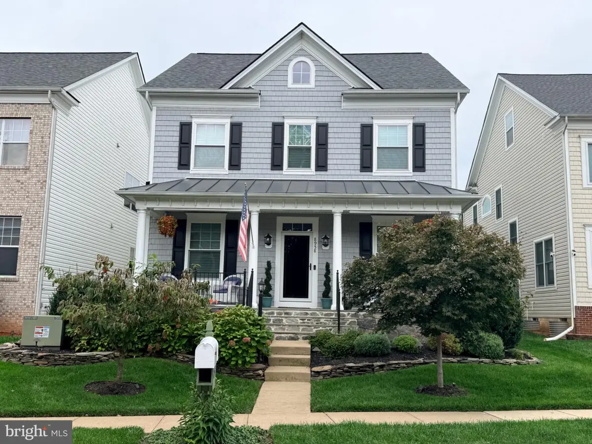 8958 Junco Ct, Gainesville, VA 20155 - #1