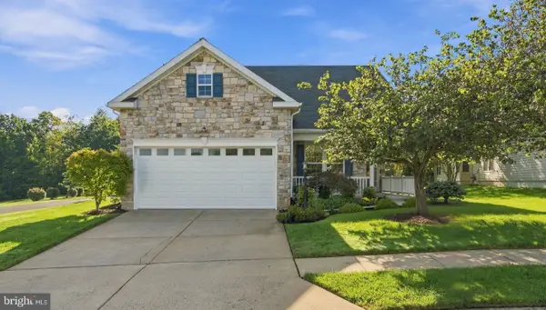 17389 Four Seasons Dr, DUMFRIES, VA 22025