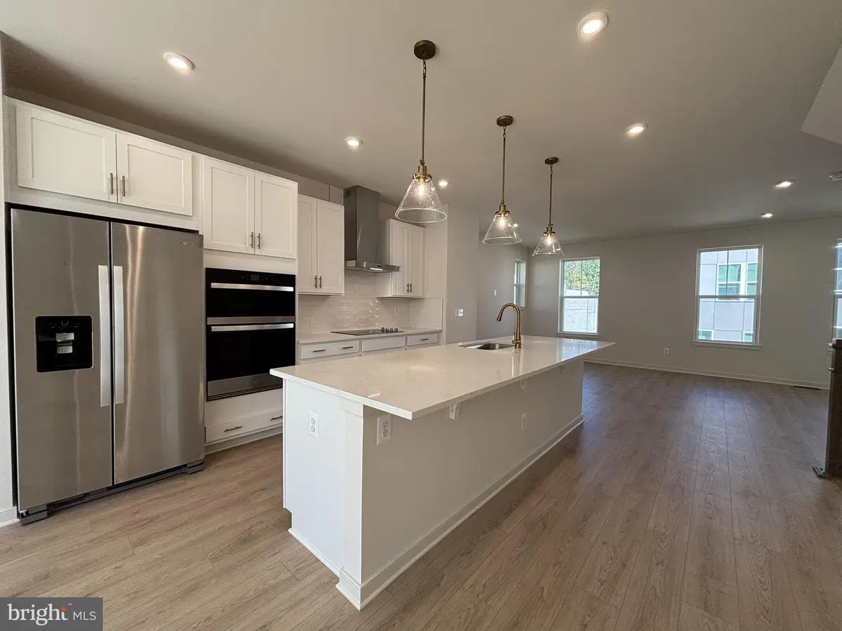 18060 Alicia Ave, Dumfries, VA 22026 - #1