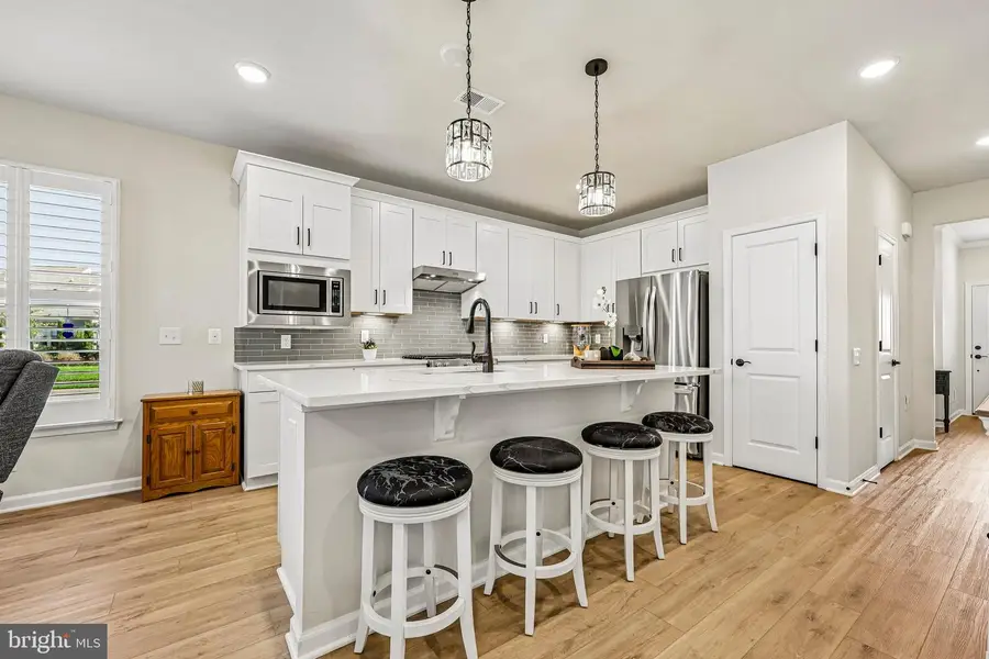 6860 Moonstone Peony Ln, Haymarket, VA 20169 - #2