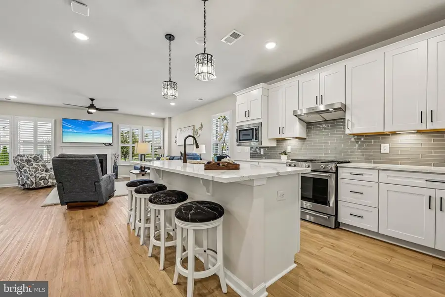 6860 Moonstone Peony Ln, Haymarket, VA 20169 - #3