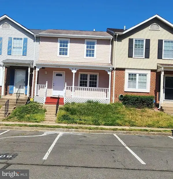 1909 Fort Monroe Ct, DUMFRIES, VA 22026