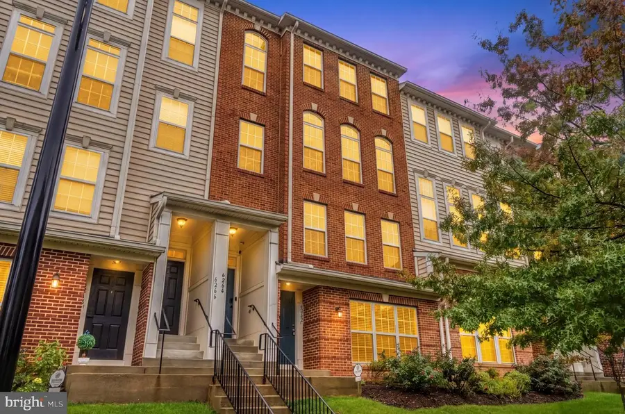 6262 Woodruff Springs Way, Haymarket, VA 20169 - #2