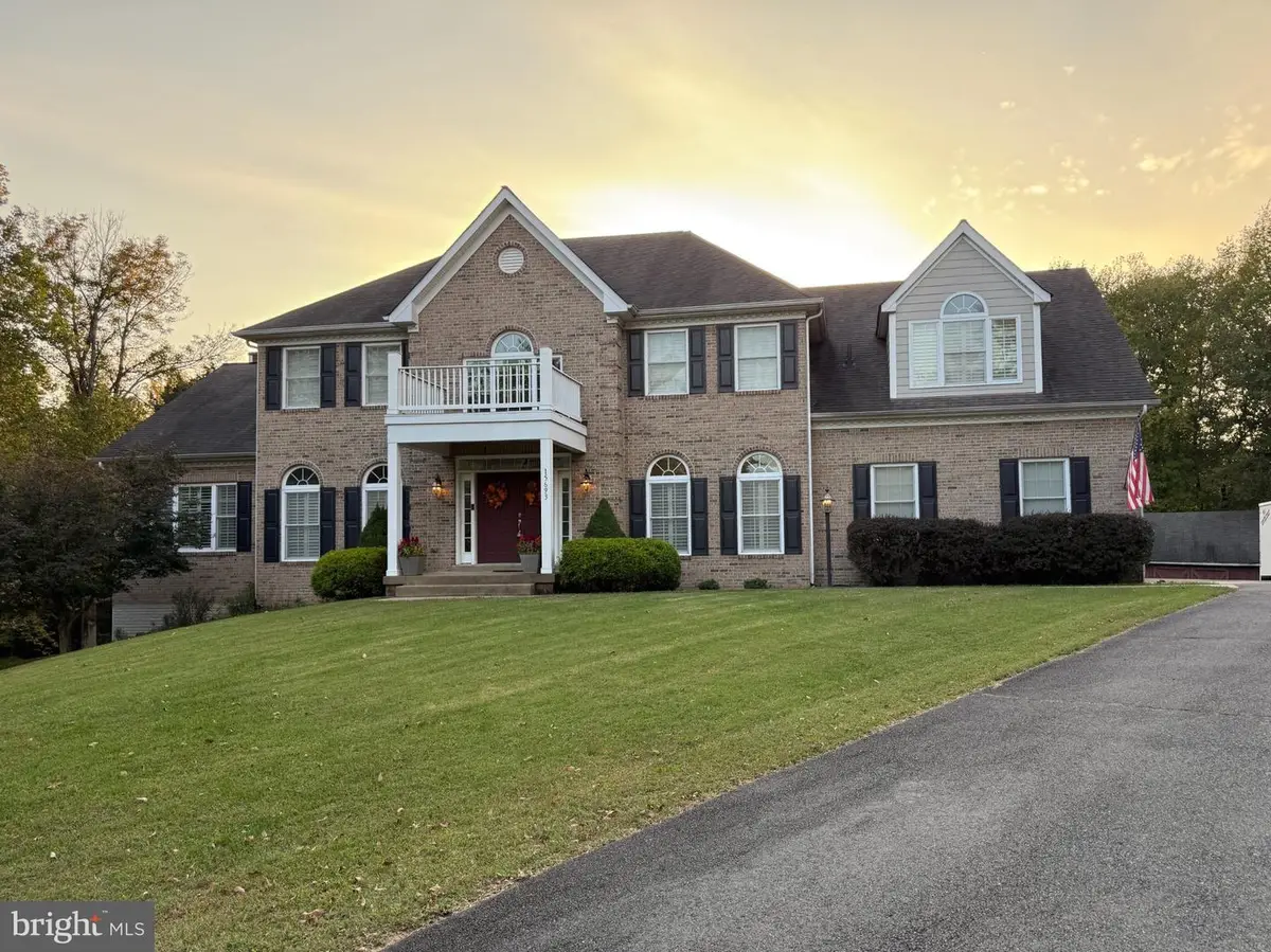 15693 Prosperity Dr, Haymarket, VA 20169 - #1