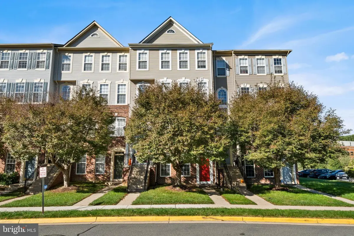15555 John Diskin Cir #264, Woodbridge, VA 22191 - #1