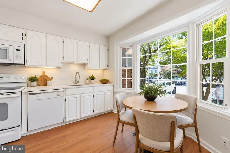 12419 Eden Ln, Woodbridge, VA 22192 - #3