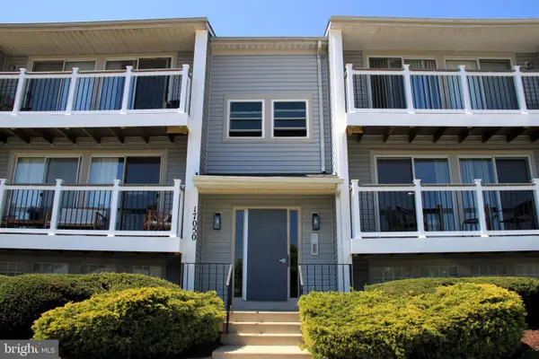 17050 Capri Ln #302, DUMFRIES, VA 22026
