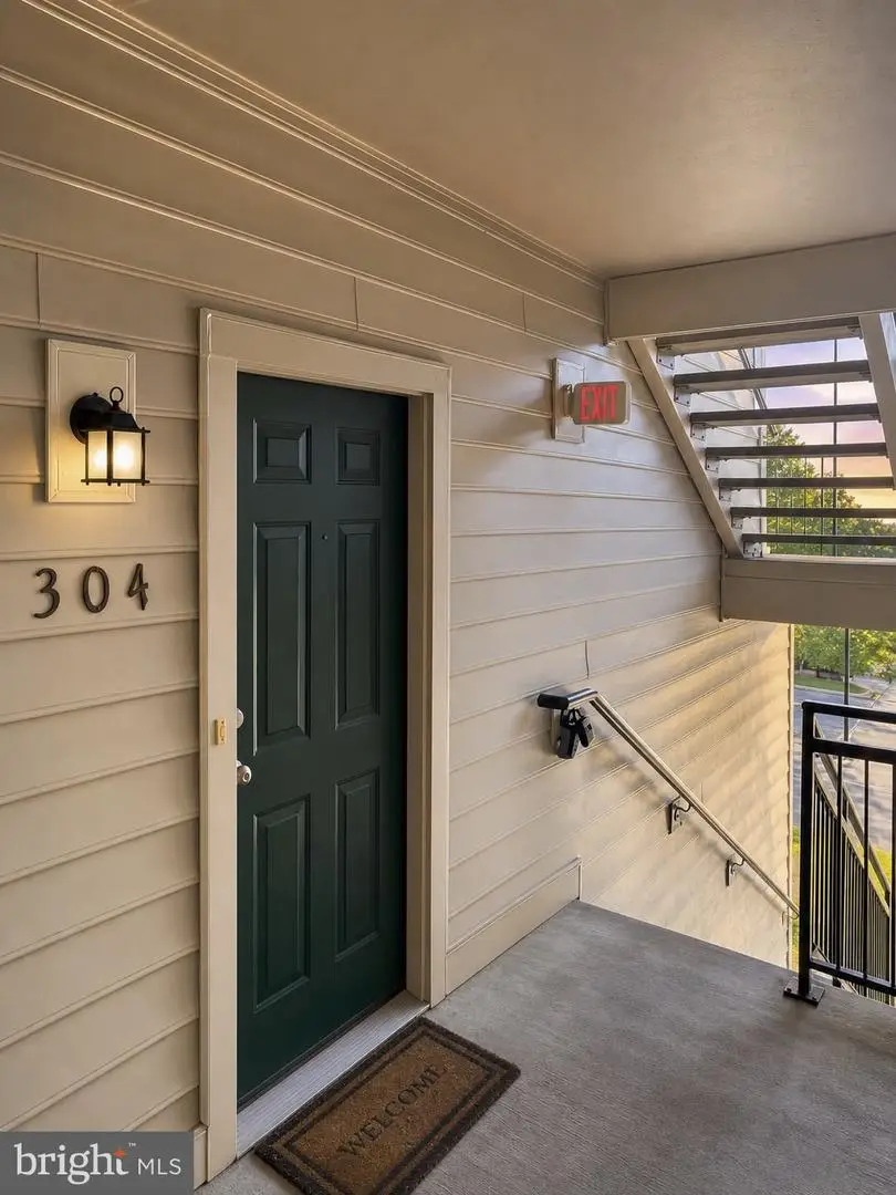 1060 Gardenview Loop #304, Woodbridge, VA 22191 - #2