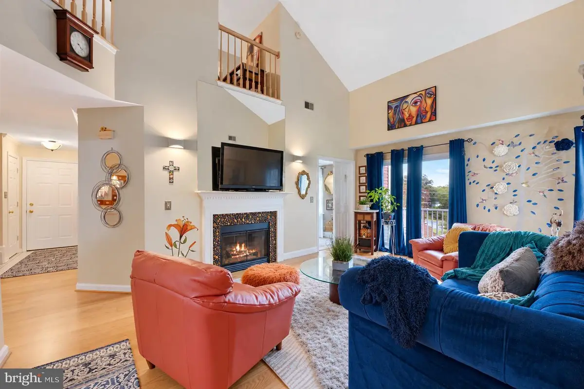 13615 Garfield Pl, Woodbridge, VA 22191 - #1