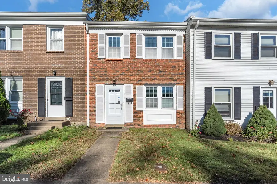 16612 Fern Pl, Woodbridge, VA 22191 - #2