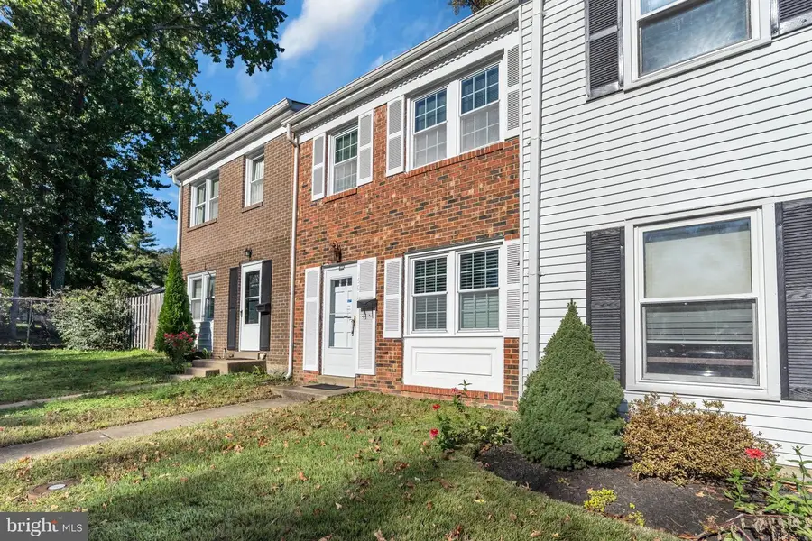 16612 Fern Pl, Woodbridge, VA 22191 - #3