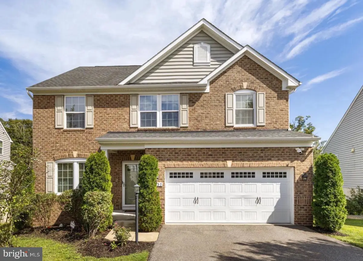 4557 Cotswold Manor Loop, Woodbridge, VA 22192 - #1
