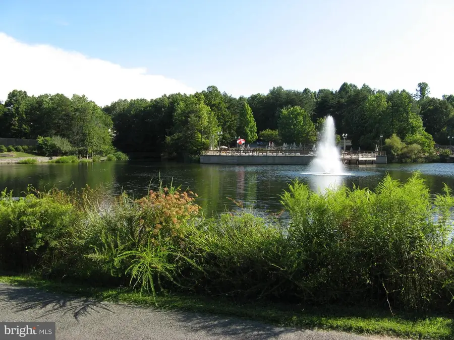 12143 Abbey Glen Ct, Woodbridge, VA 22192 - #2