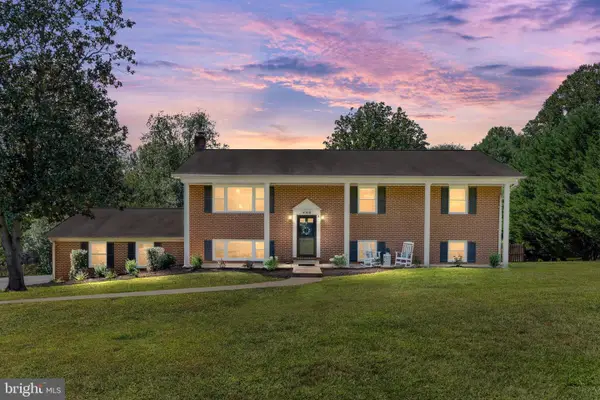 4308 Misty Ridge Dr, HAYMARKET, VA 20169