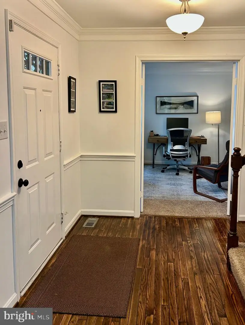 13019 Smoketown Rd, Woodbridge, VA 22192 - #2
