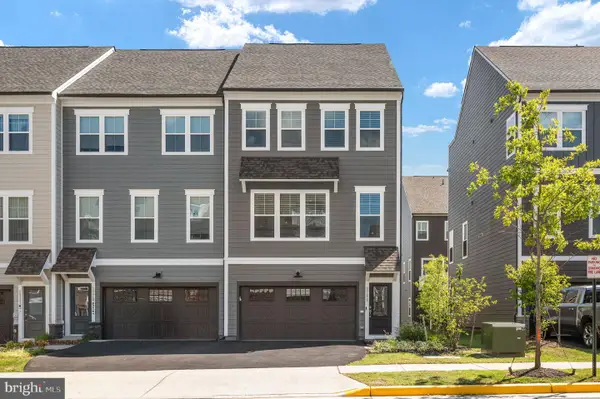1781 Cherry Birch St, DUMFRIES, VA 22026