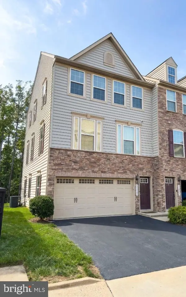 7038 Darbey Knoll Dr, GAINESVILLE, VA 20155