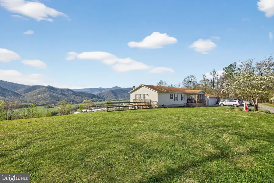 355 Clan Alpine Way, Glasgow, VA 24555 - #3