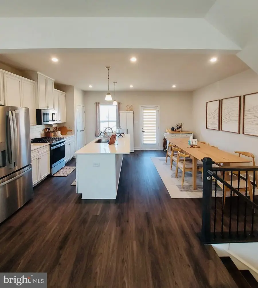 2037 Tobacco Mill St, Richmond, VA 23235 - #3