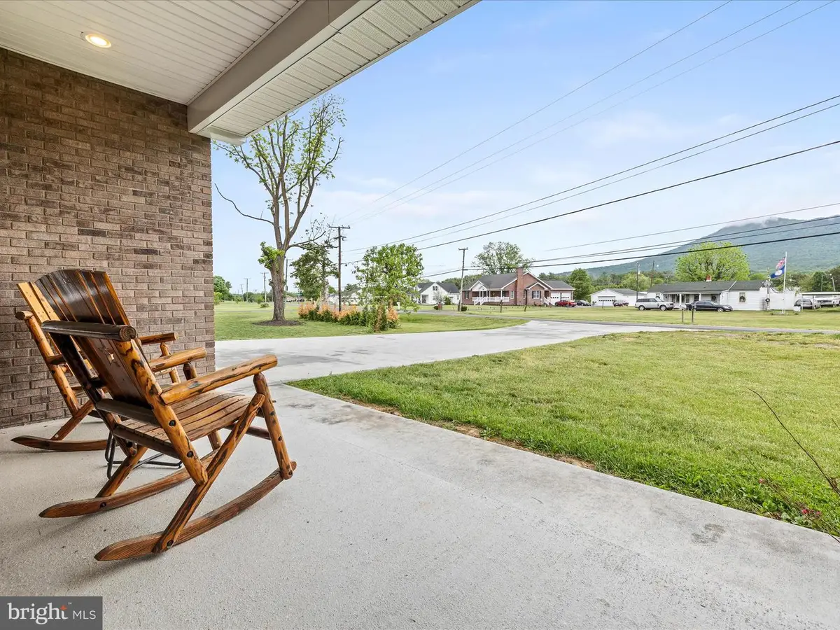 9242 Mcgaheysville Rd, McGaheysville, VA 22840 - Image #1