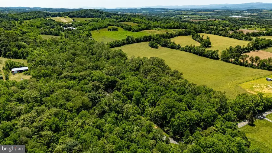 2410 Mauzy Athlone Rd, Broadway, VA 22815 - Image #3