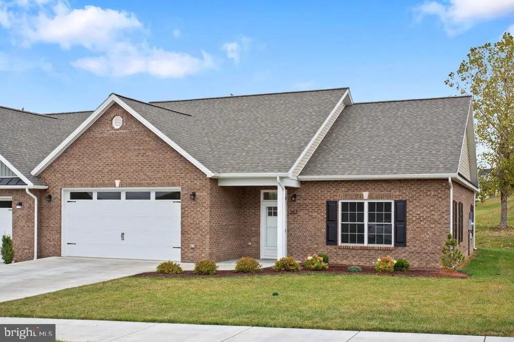 267 Freemont Cir, Broadway, VA 22815 - Image #1