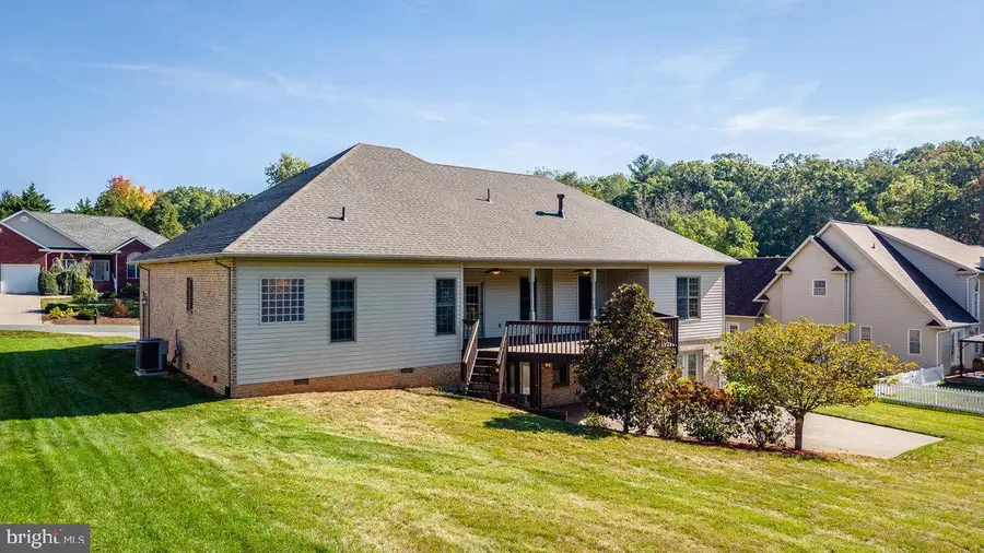 3225 Berryfield Dr, Massanetta Springs, VA 22801 - Image #3
