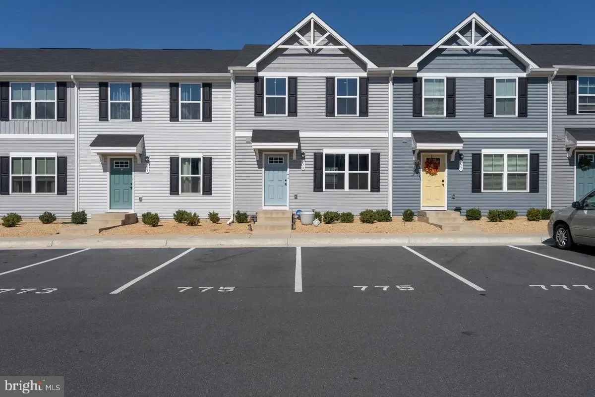 775 Carson Cir, Grottoes, VA 24441 - Image #1