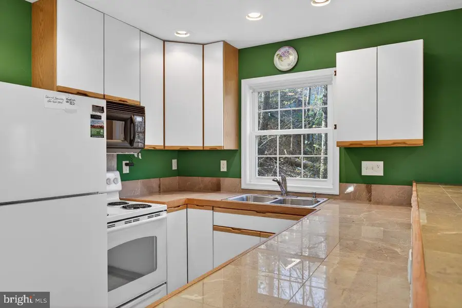 140 Laird Pl., Massanutten, VA 22840 - #3