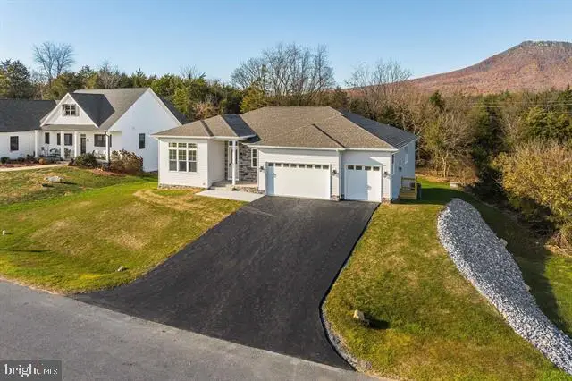 8341 Rock Creek Rd, McGaheysville, VA 22840 - #2