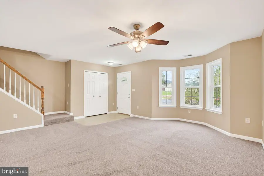 206 Willow Oaks Dr, Elkton, VA 22827 - #3