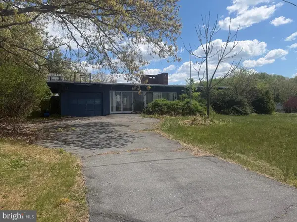 502 Chestnut Ave, ELKTON, VA 22827