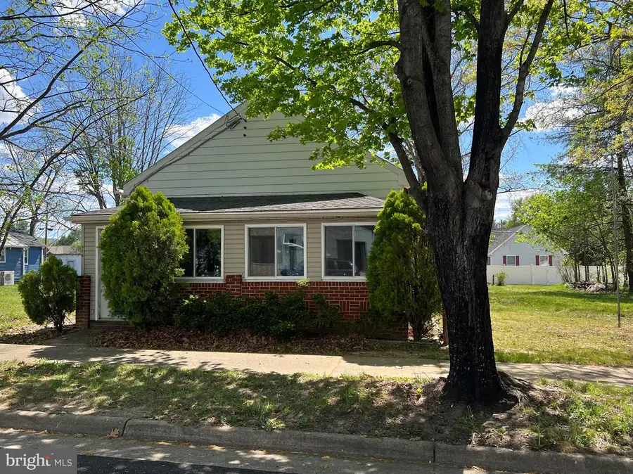 203 Sixth St, Grottoes, VA 24441 - #3