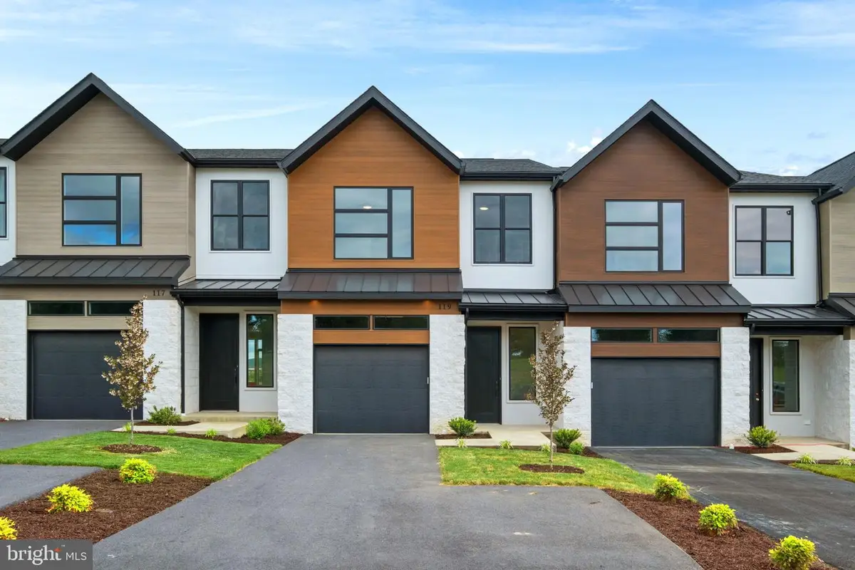 119 Haxby Ct, Massanetta Springs, VA 22801 - #1