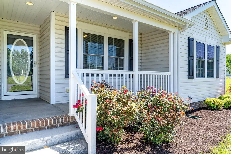 106 Seventh St, Grottoes, VA 24441 - #3