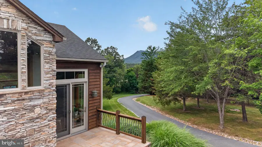 1380 Bloomer Springs Rd, McGaheysville, VA 22840 - #3