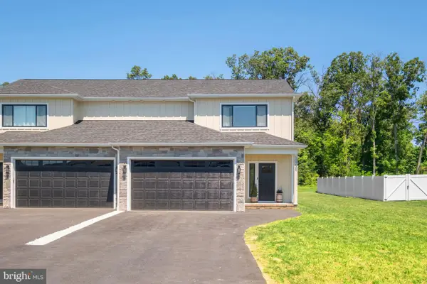10235 Dalmatian Dr, MCGAHEYSVILLE, VA 22840