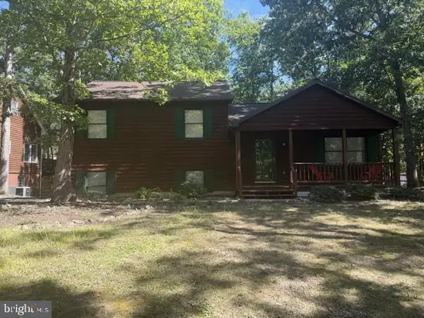 206 Pleasant Ln, MCGAHEYSVILLE, VA 22840