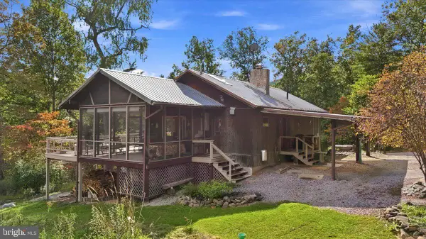 10375 Genoa Rd, FULKS RUN, VA 22830