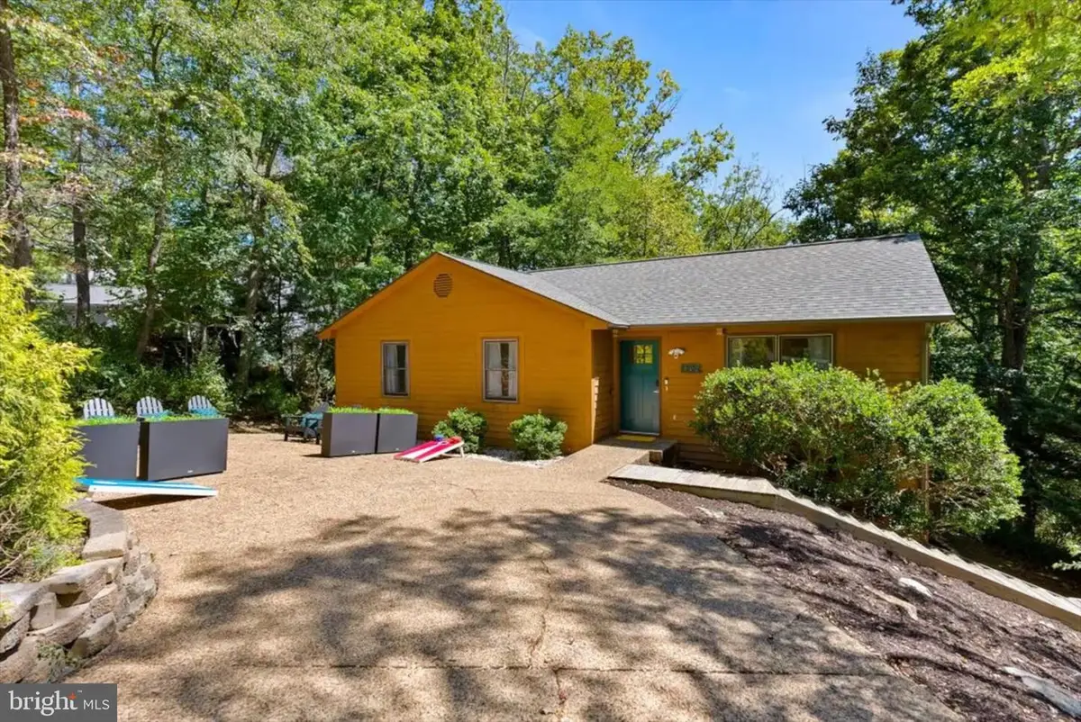 172 Turkey Dr, McGaheysville, VA 22840 - #1