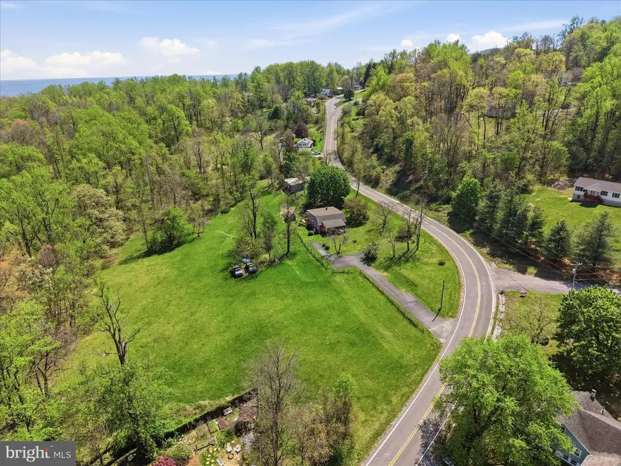 115 Chester Gap Rd, Chester Gap, VA 22623 - #3