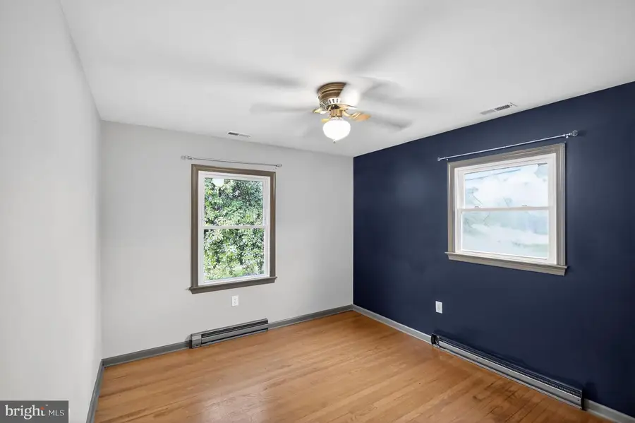 512 Round Hill Rd, Boston, VA 22713 - #3