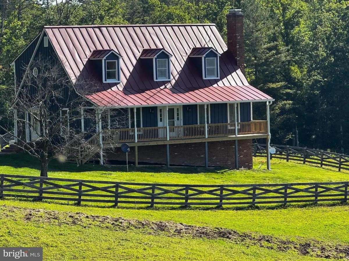 59 Harry Settle Rd, Castleton, VA 22716 - #1