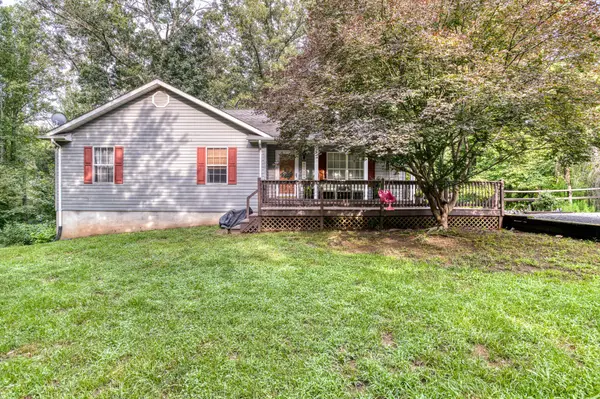 3 Grandie Ln, BOSTON, VA 22713