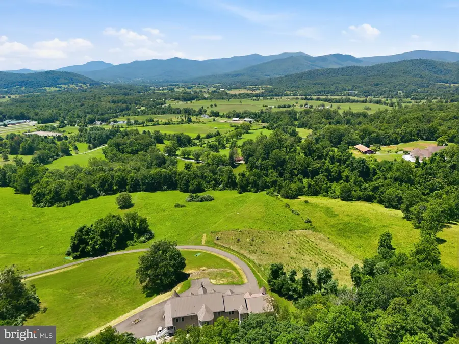 65 Clark Ln, Washington, VA 22747 - #2