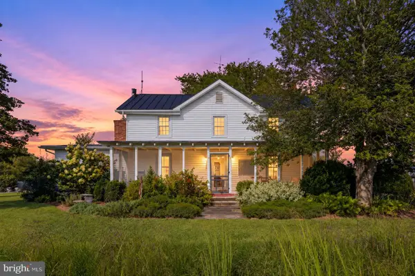 65 Dennis Road, CASTLETON, VA 22716