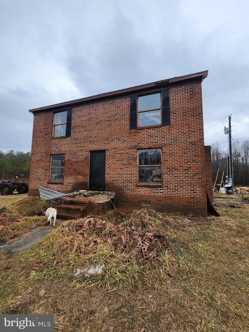 316 Turkey Trot Rd, Warsaw, VA 22572 - Image #3