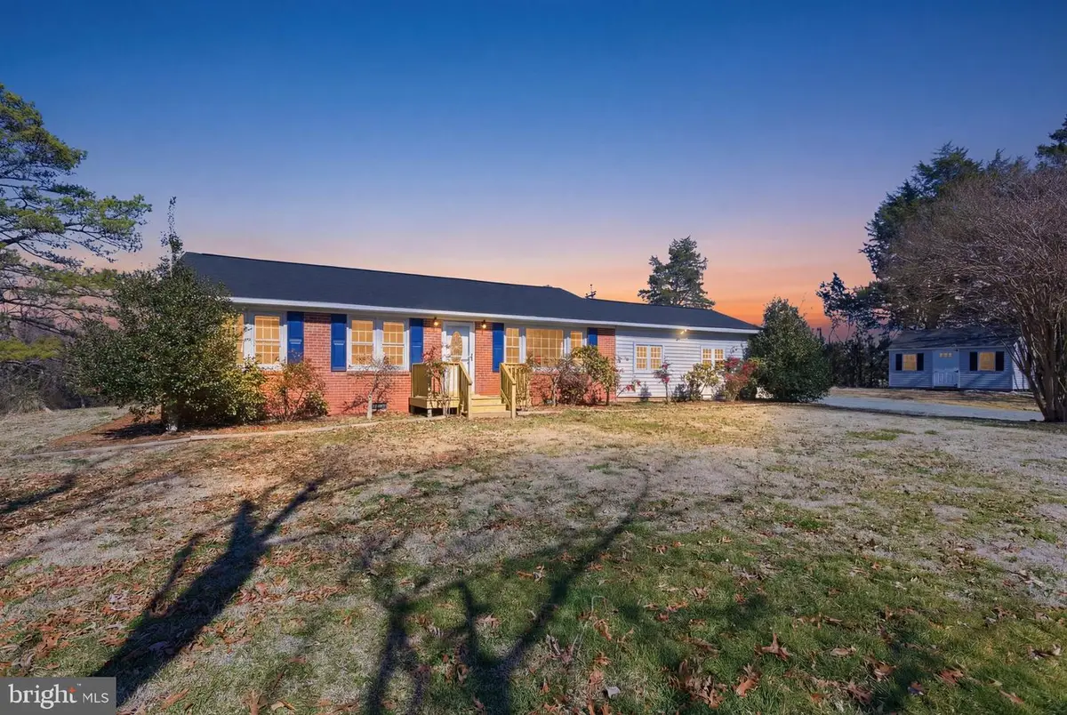 8324 Newland Rd, Warsaw, VA 22572 - #1